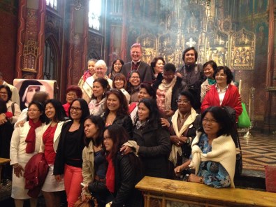 Foto na afloop van de Mis met medewerkers en koorleden