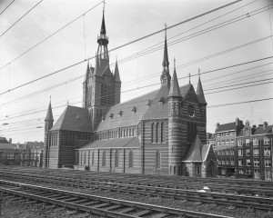 Maria Magdalenakerk in Amsterdam in 1968 wegens steenrot gesloopt