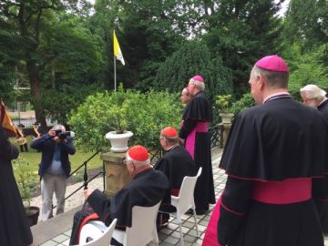 Bisschoppen bijeen in de Nuntiatuur