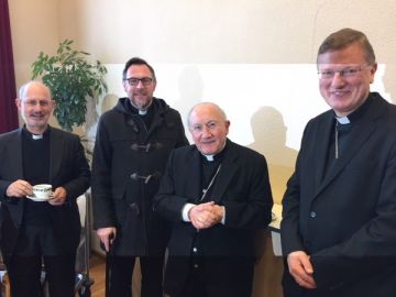 Met Apost. Nuntius, studieprefect dr. J. Tercero Simòn en rector St. Kielek