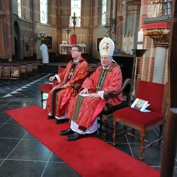 Viering heilig Vormsel in Alkmaar