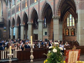 H. Confirmation in English community Hilversum